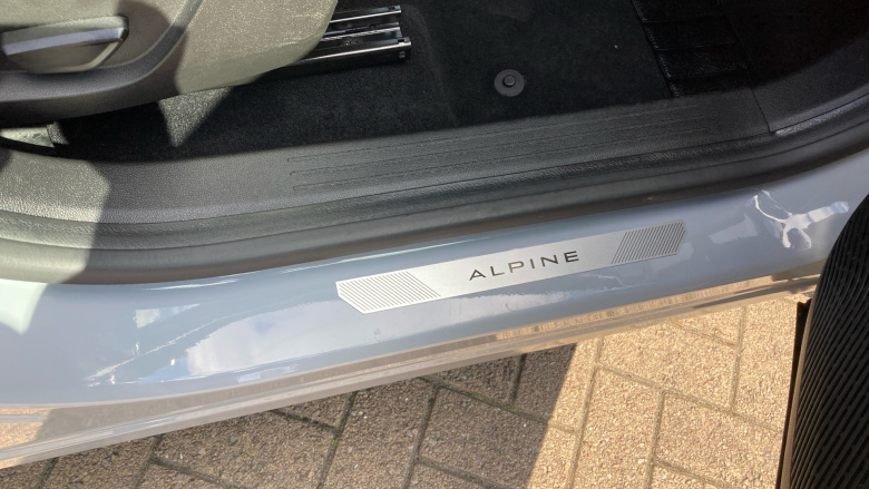 Renault Symbioz 1.6 E-Tech FHEV 145 Techno Esprit Alpine 5dr Auto Hybrid Estate